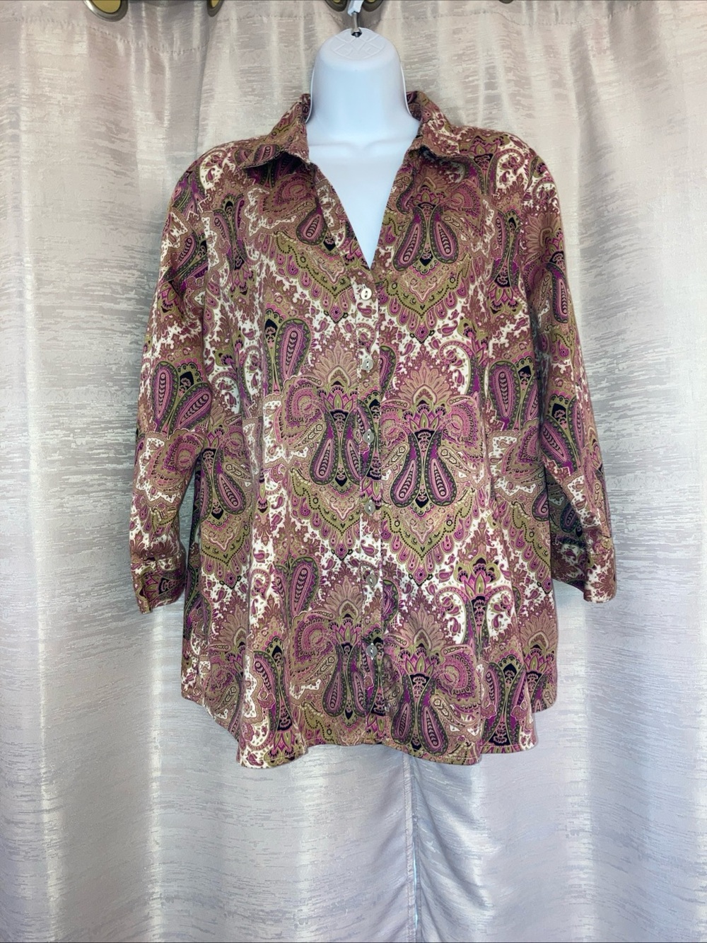 Vtg. Coquette 212 Collection Paisley Button-Front Tunic Top in Pink and Black